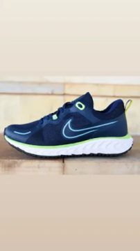 Tênis Nike