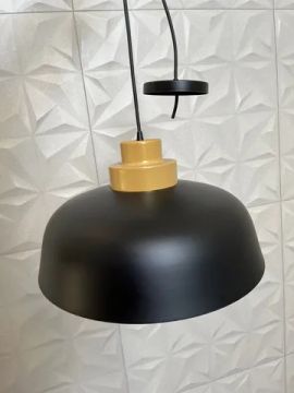 Pendente Preto, dourado e Branco