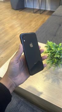 Iphone XR 128gb Preto - R$1490,00