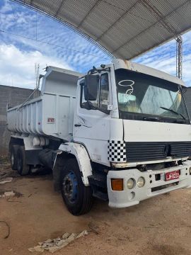 Mercedes Caçamba 1992