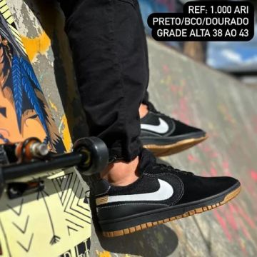 Tênis NIKE