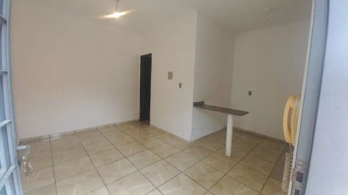 Casa kitnet Silvia Regina 