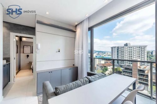 Apartamento com 1 dormitório para alugar, 35 m² por R$ 3.010,00/mês - Victor Konder - Blum