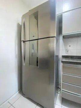 Geladeira Electrolux Frost Free Inox 553 litros 127 volts Conservada Garantia