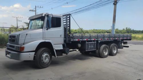Caminhao Mercedes L 1620