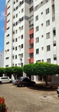 Vendo Apartamento no bairro de Brotas, com muita qualidade de vida e segurança. 