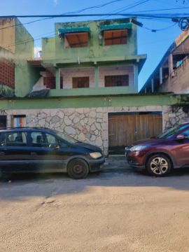 Vendo prédio em Paripe nas casas da Base
