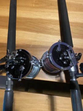 Conjuntos de carretilha e vara de pesca oceânica PENN Modelo SENATOR