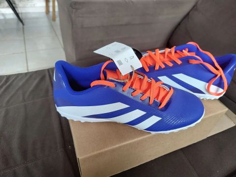 Chuteira Adidas PREDATOR 39
