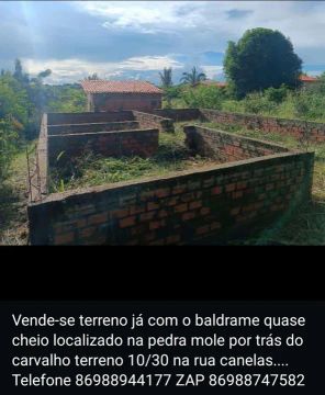 Terreno com baldrame quase pronto em pedra mole