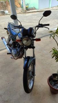 Moto Honda CG 150 - conservada