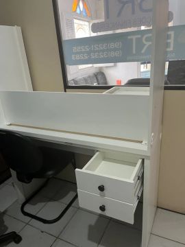 Mesa de escritório 
