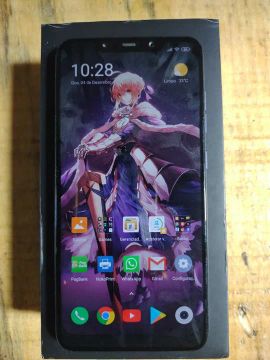 Pocophone f1 Semi novo 64gb Memória e 6 gb Ram