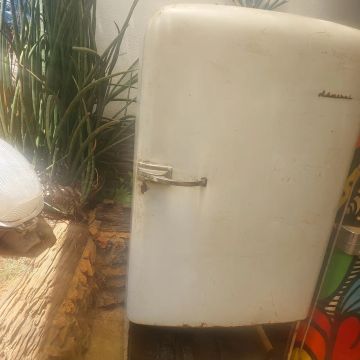 Geladeira antiga