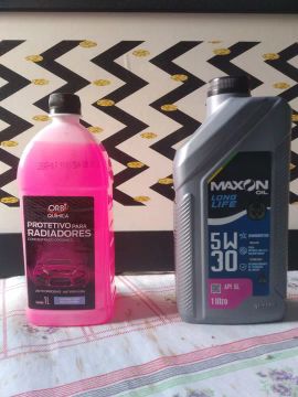 óleo 5w30 para carro e Protetor de radiadorr 