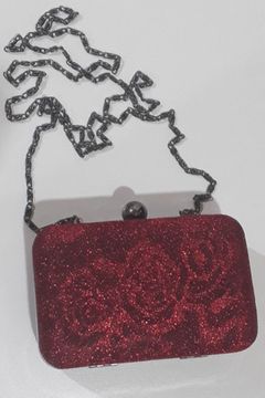 Bolsa de mão pequena  com alça na cintura Nova lindíssima 