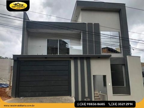 Casa para venda 3 quartos, suíte, 2 vagas de garagem.
