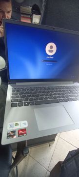 Notebook Lenovo Ryzen 5 - semi novo 