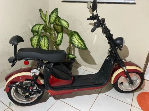Moto elétrica (NÃO PRECISA DE CNH)