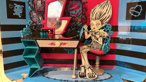 Monster High - Penteadeira da Frankie Stein