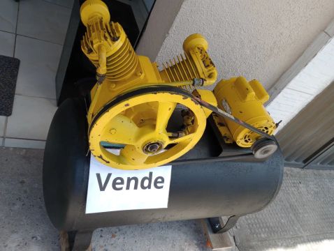 Compressor de ar comprimido 2.950,00