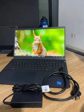 Notebook Dell Vostro 3510 i3 11° geração  8gb ram windows 11 12x s/juros no cartão