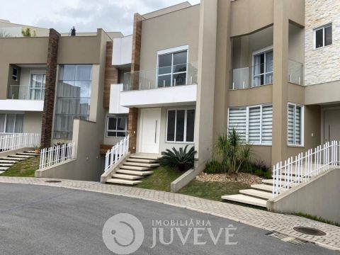IMOBILIÁRIA JUVEVÊ VENDE: CASA EM CONDOMINIO FECHADO, ALTO PADRÃO, BACACHERI, 4 SUÍTES ESP