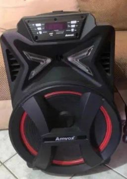 Caixa de som amplificada 700w RMS Amvox pancadão 