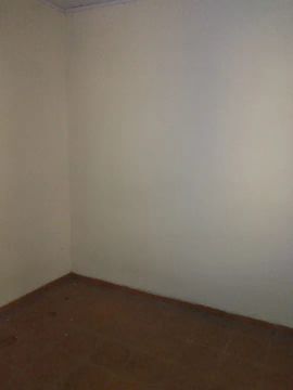 Vendo casa em Madureira, ñ é comunidade, 1 quarto, sala, cozinha, banheiro e varanda