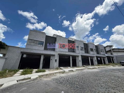 Apartamento triplex à Venda, Góes Calmon, Itabuna, BA