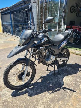 Vendo ou troco xre 300 por 160 