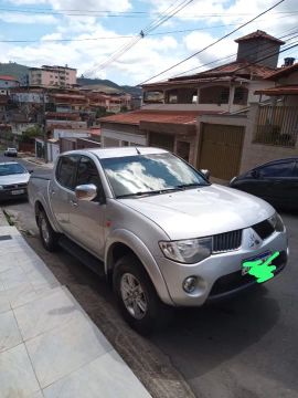 Triton 2010 muito nova . 