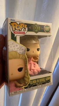 Funko Pop Glinda in Bubble Gown #1697 Pop! Movies Wicked