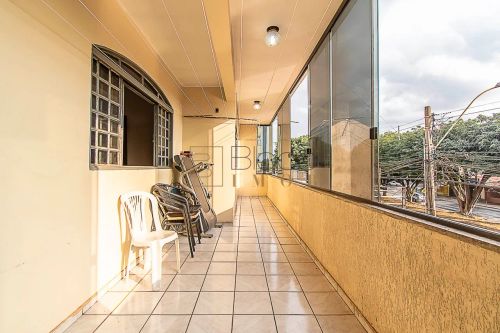 PR vendo ou troco casa na Qnp principal comercial