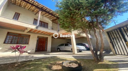 Casa à venda com 120m², 4 quartos e 4 vagas