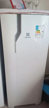 Geladeira Electrolux Branca 