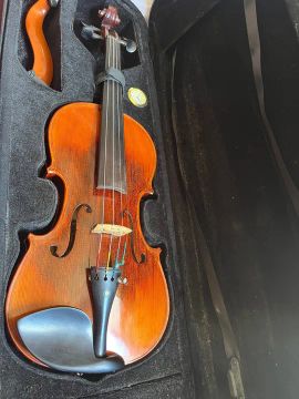 Violino Eagle VK 544 em ótimo estado