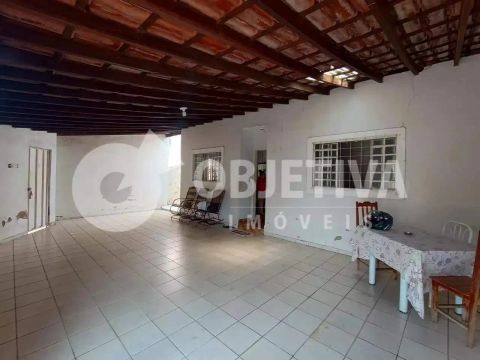 Casa para aluguel, 3 quartos, 1 suíte, 3 vagas, PLANALTO - UBERLANDIA/MG