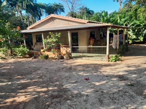 Vende-se chácara 