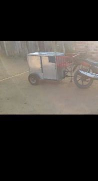 Vende-se carrinho de açaí 