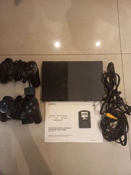 Playstation 2 Slim com 2 Controles 