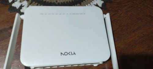 Kit 28 und Roteador Nokia - Acampamento
