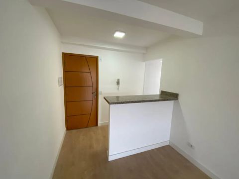 Apartamento para aluguel tem 65 metros quadrados com 2 quartos