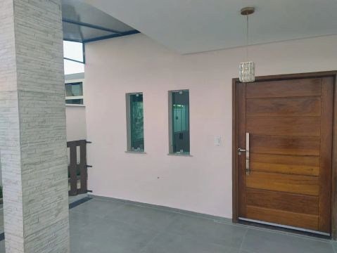Casa 3 quartos 1 suite. Área gourmet e piscina . Em  Barbacena- MG