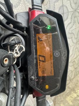 RARIDADE! Fazer 2021 com  apenas 7 mil KM - Manual e chave reserva!