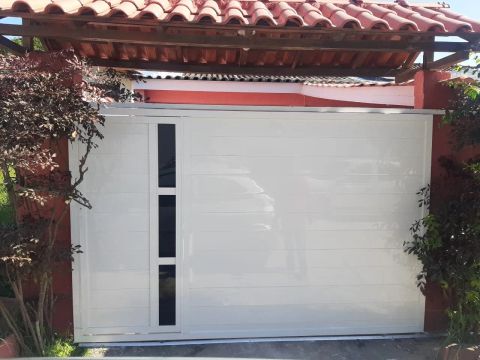 IVS IMOBILIARIA ALUGA EM VARGEM PEQUENA