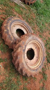 Roda trator 