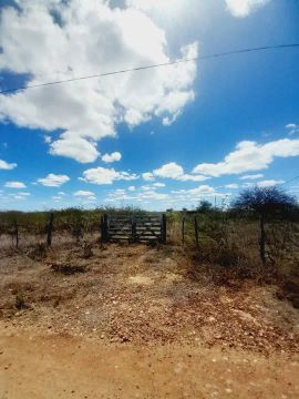 TERRENO À VENDA NA ESTRADA DA ADUTORA (DISTRITO DE ABÓBORA)