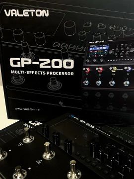 Pedaleira Multi-Efeito Valeton GP-200 LT