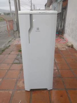 Geladeira Electrolux novinha